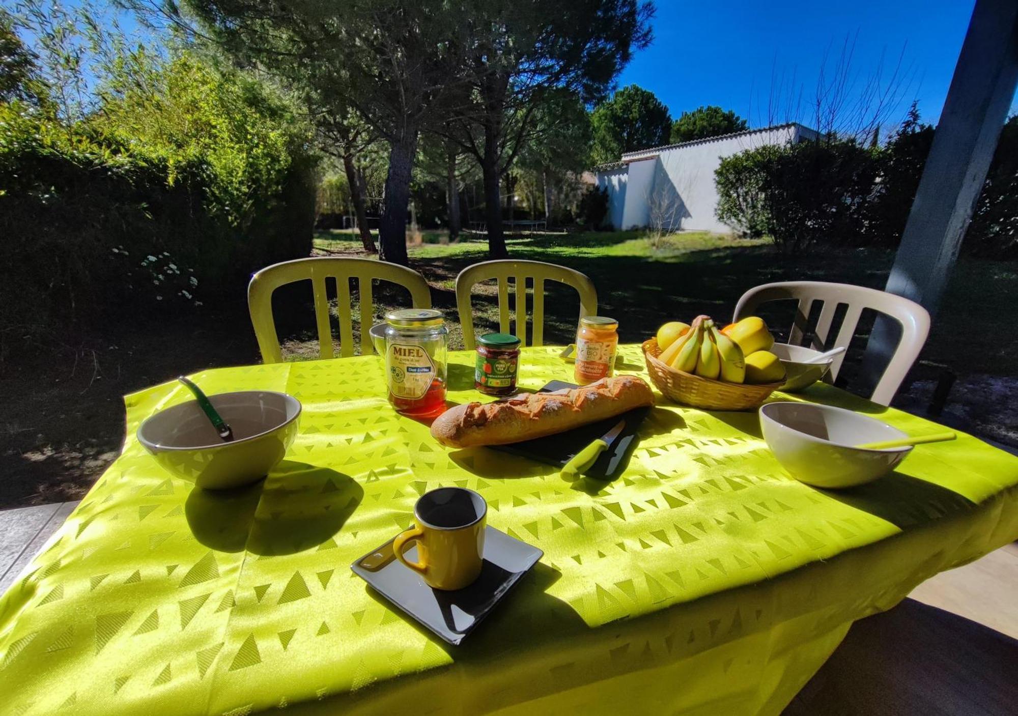 Les Gites De Ginestas Exterior foto